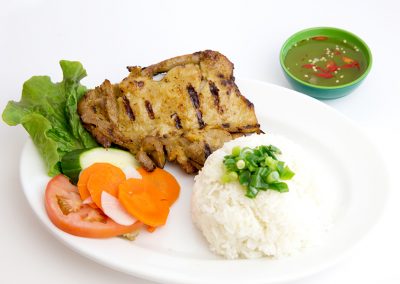 Grilled chicken with steamed rice